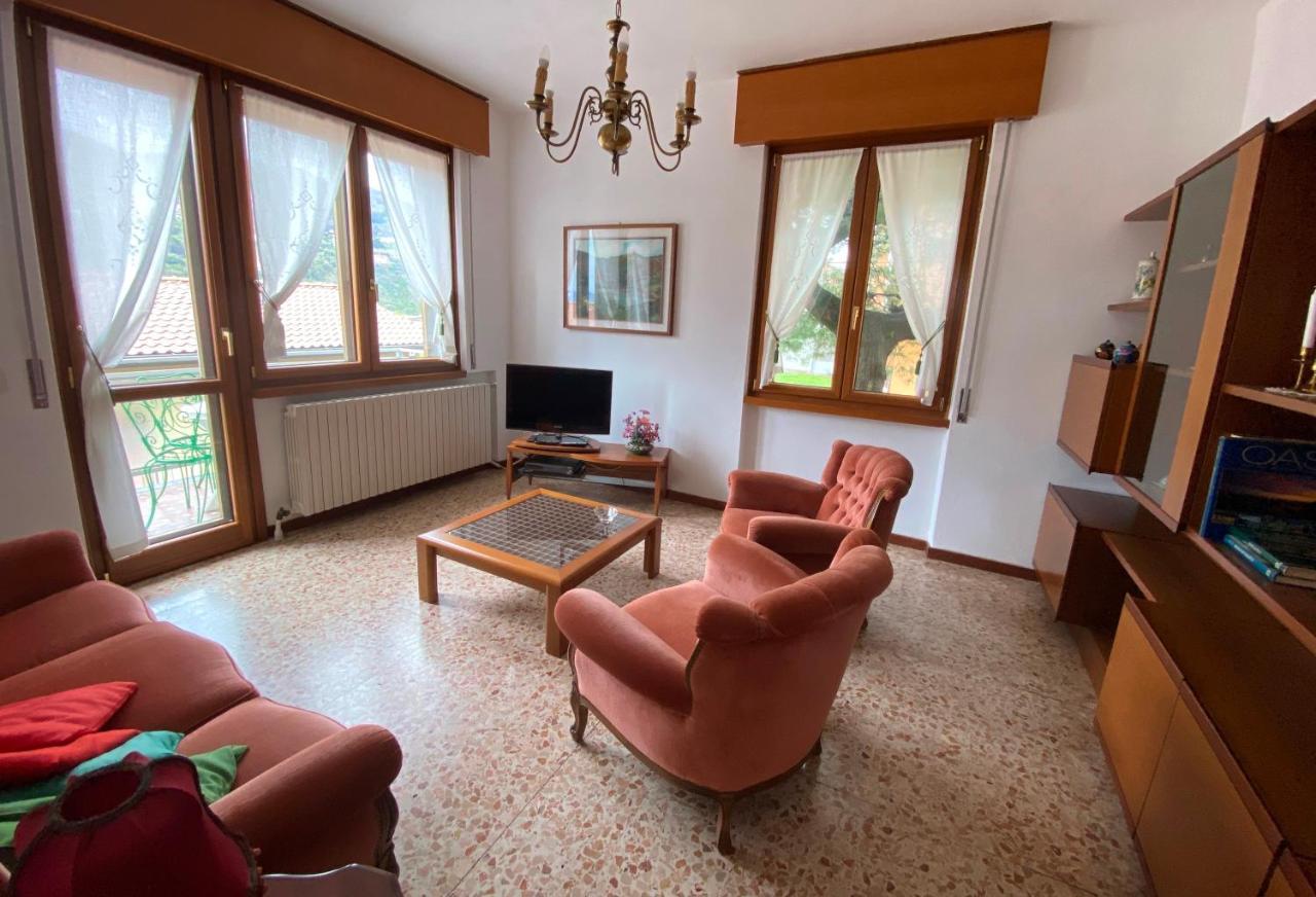 Villa Villino Carla à Lipomo Extérieur photo